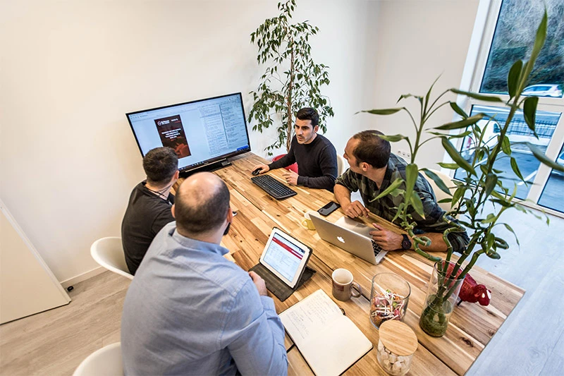 Ajuster, face à un environnement web qui évolue