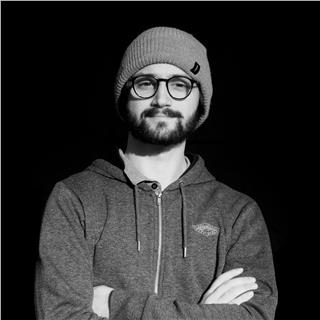 Après une année d'alternance à nos côtés, Rémy (a.k.a Harry Teufeur) rejoint officiellement nos rangs en tant que développeur web.Bienv ...