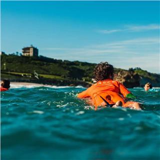 Nous avons eu l'opportunité de collaborer avec le @bascs_biarritz , club de surf emblématique de la côte basque, sur le développement de...